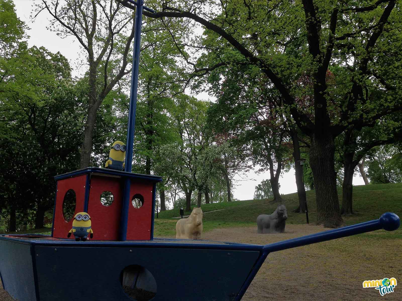 Los parques de Estocolmo tienen zonas de juego muy chulas
