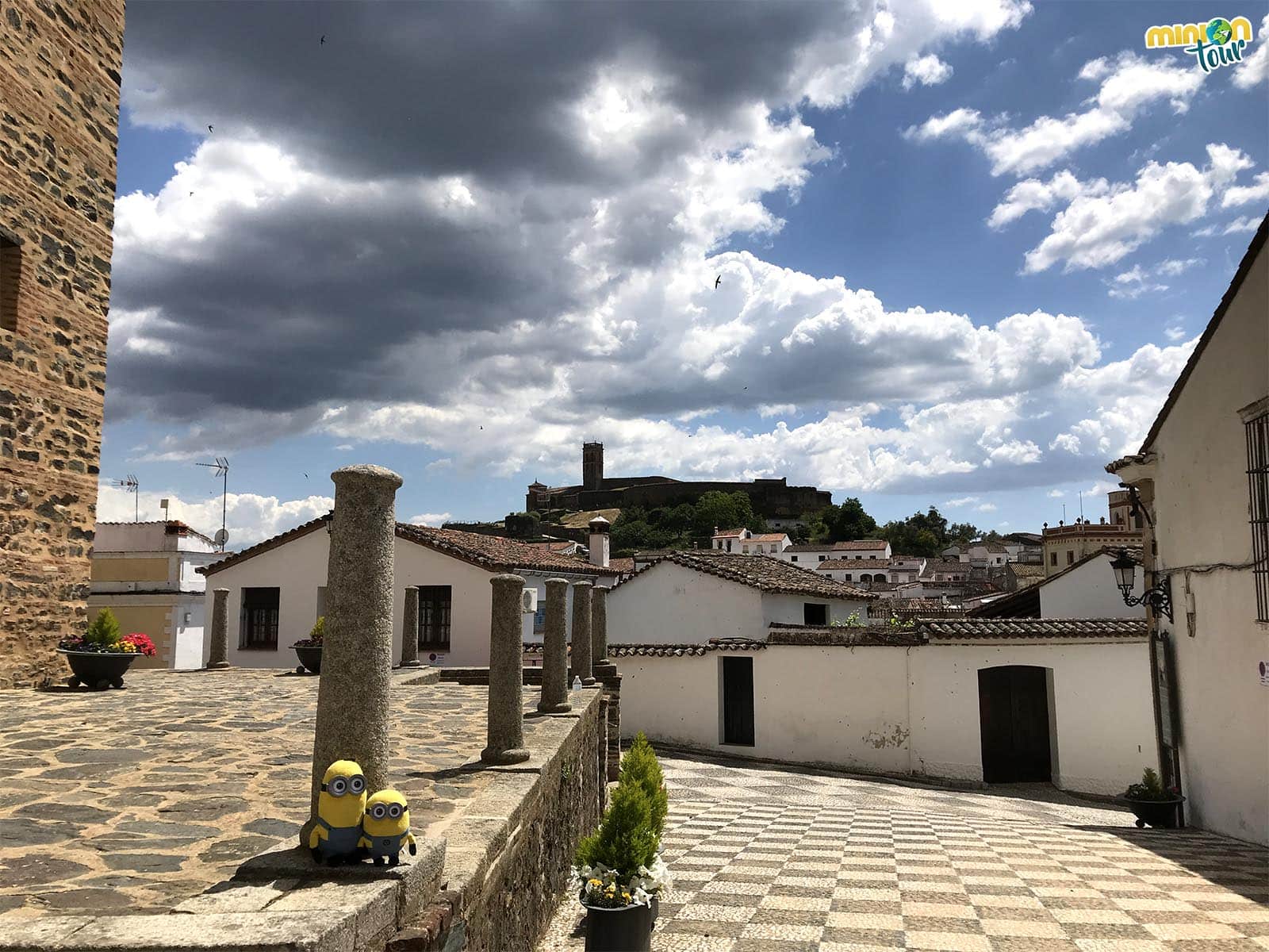 Vistas de la mezquita desde Almonaster la Real