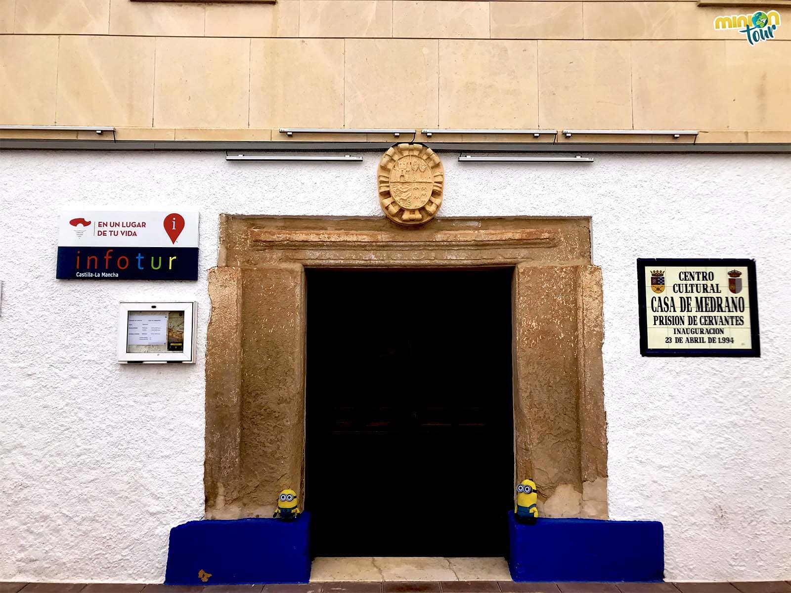 Entrada de la Casa de Medrano en Argamasilla de Alba