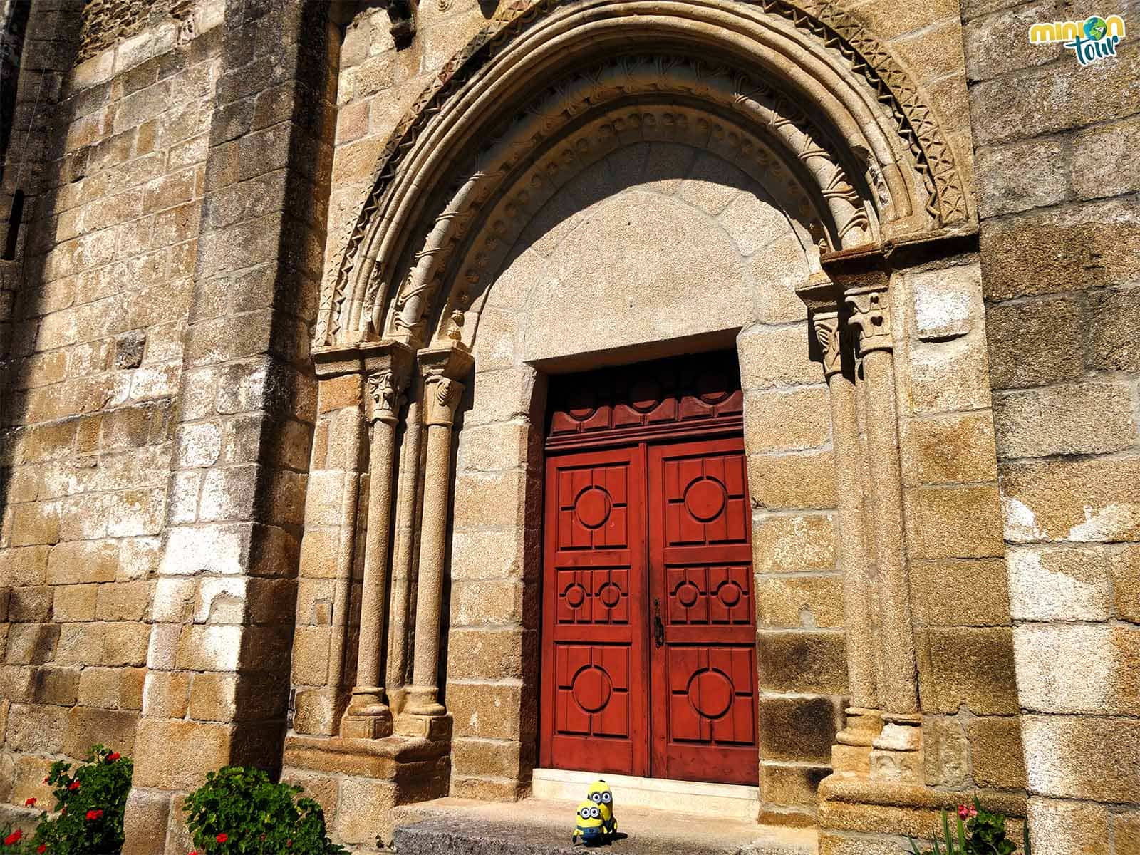 Portada de San Vicente Do Pombeiro