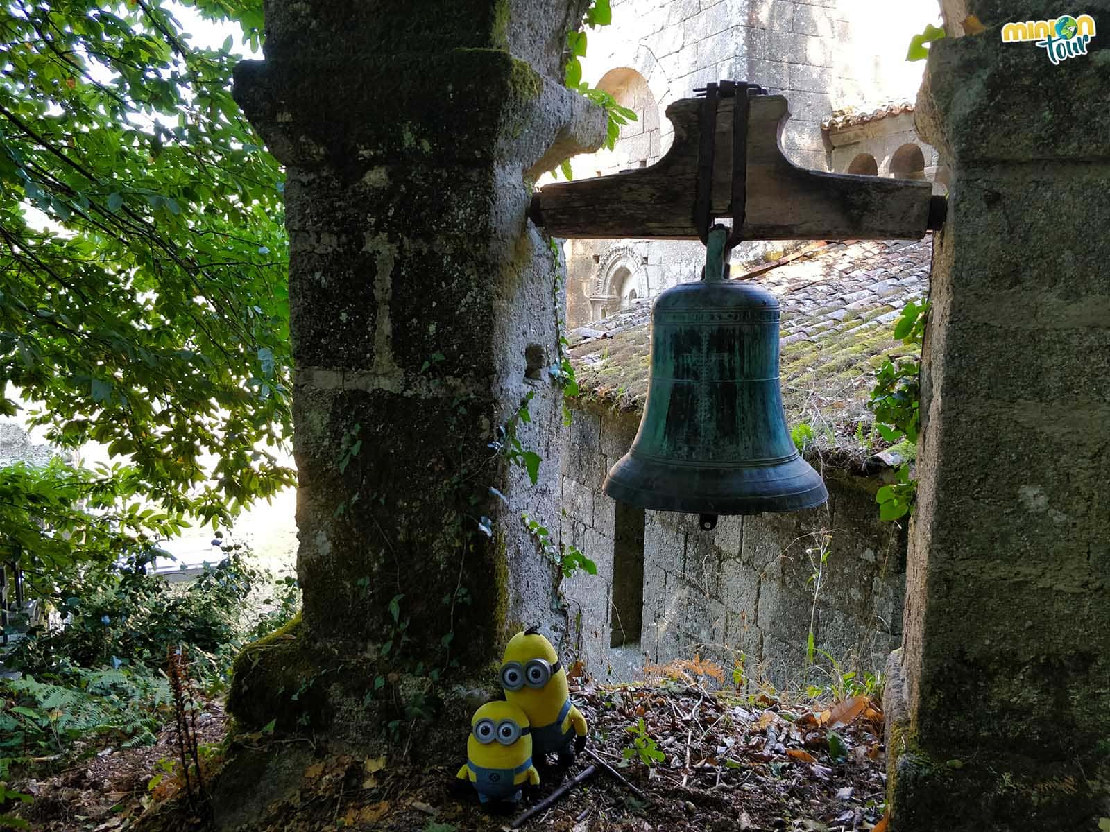 Campana en Santo Estevo de Ribas de Miño