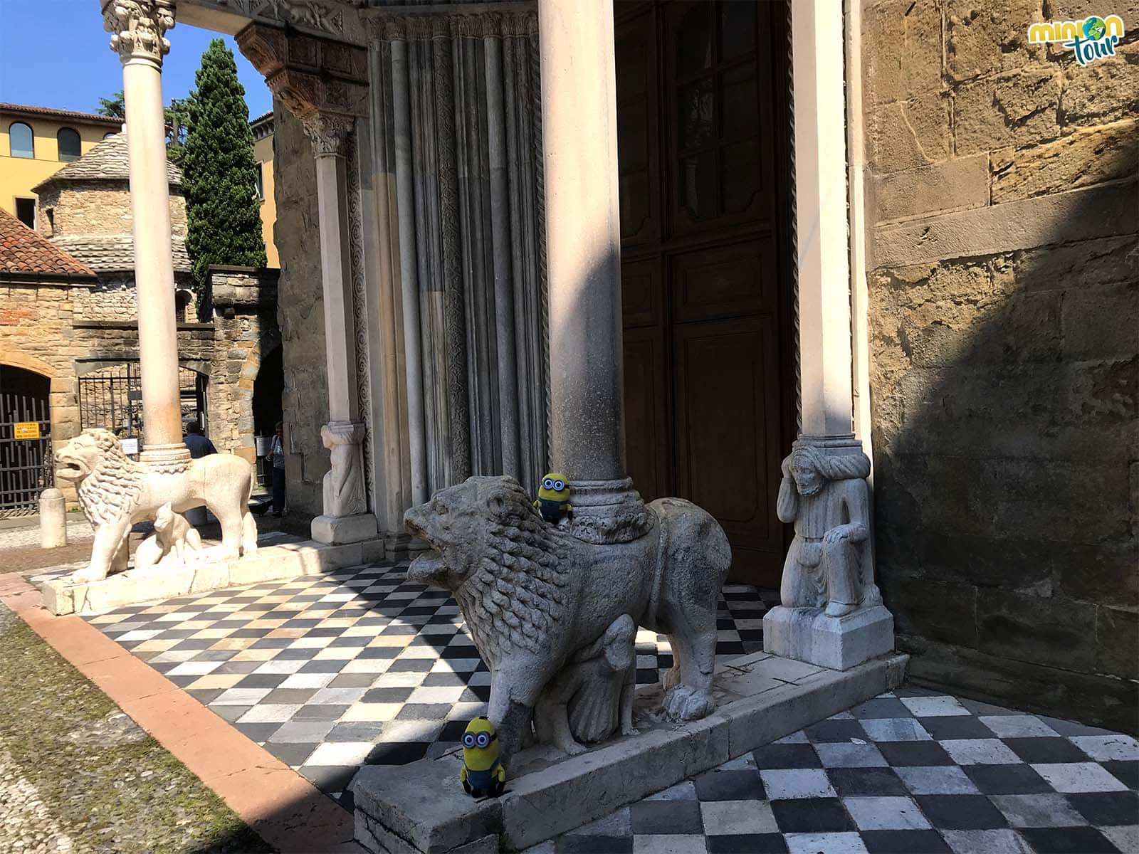 Con los leones de la Basílica de Santa María Maggiore