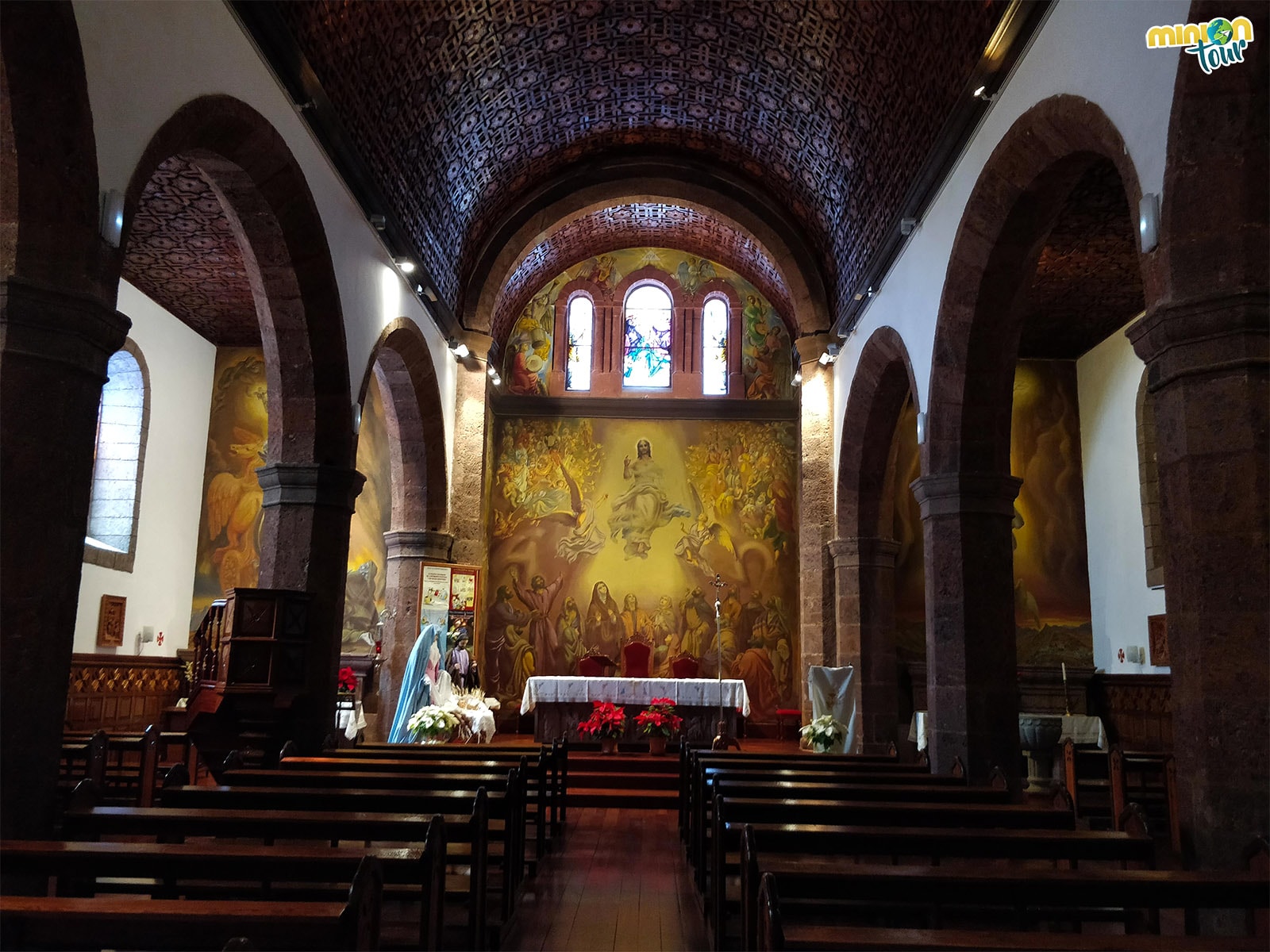 Interior de la Iglesia de San Matías