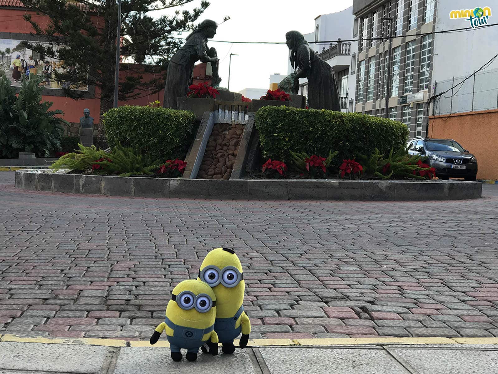 Escultura en plaza de Ingenio