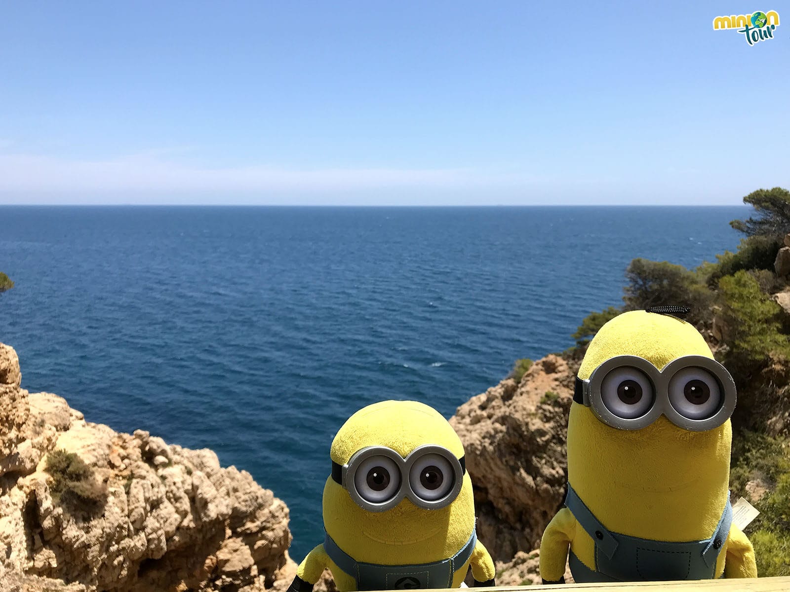 2 Minions han llegado a la Cala del Moraig