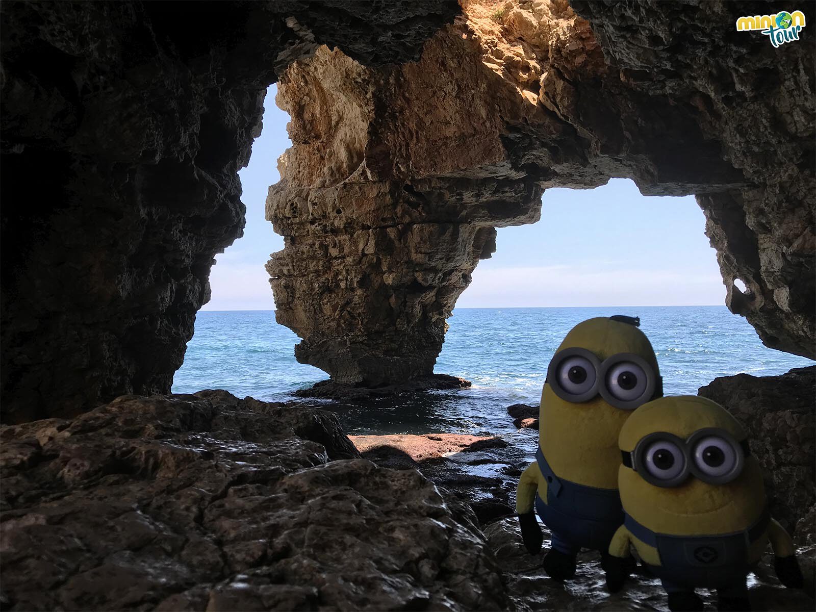 2 Minions en La Cova dels Arcs