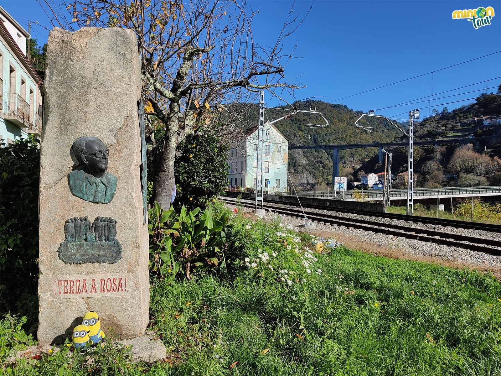 Saludando a Rodolfo Prada antes de irnos del barrio de la Estación