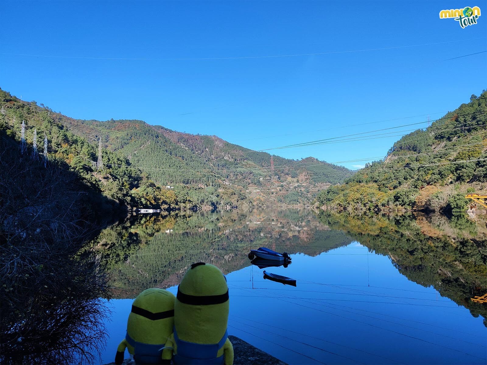 Estamos saludando al Miño desde el Embalse de Os Peares