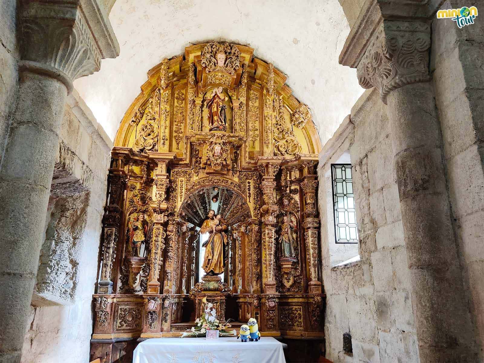 Saludando a San José en la Iglesia de Santa María de Meira