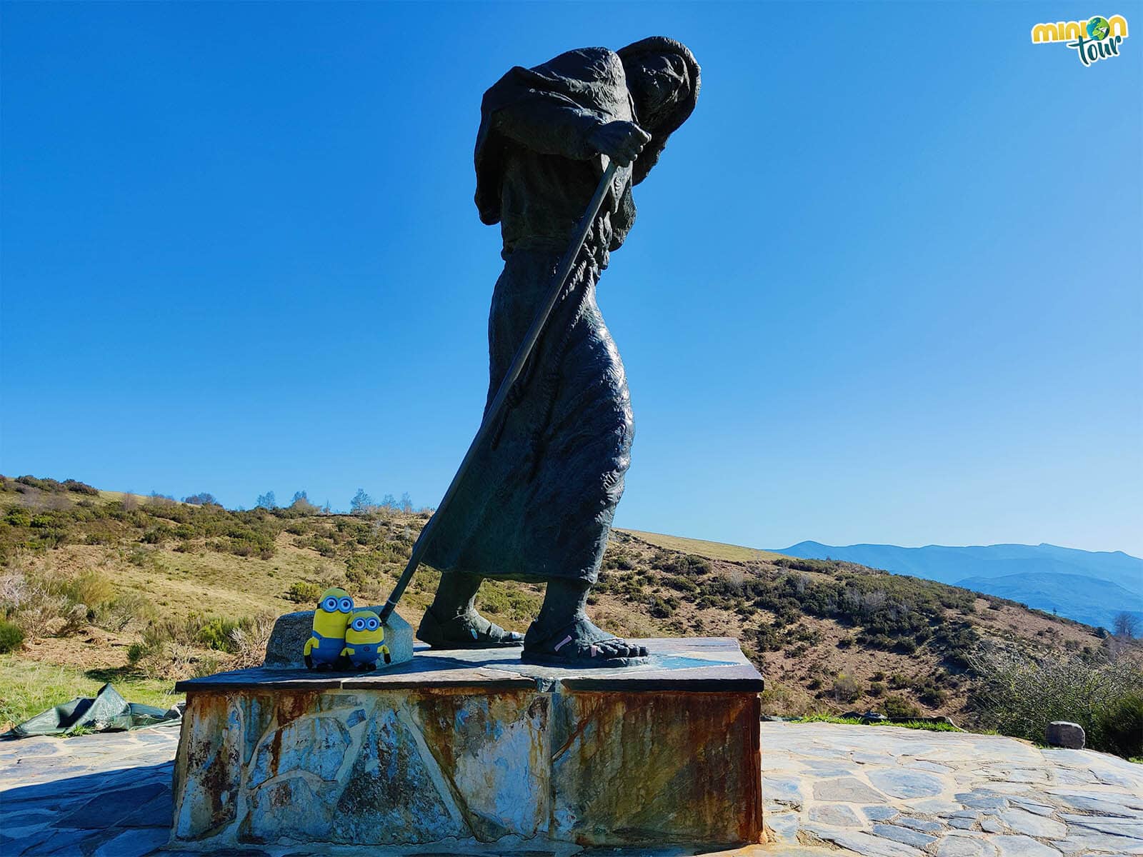 El Monumento al Peregrino es otra de las cosas que ver en O Cebreiro