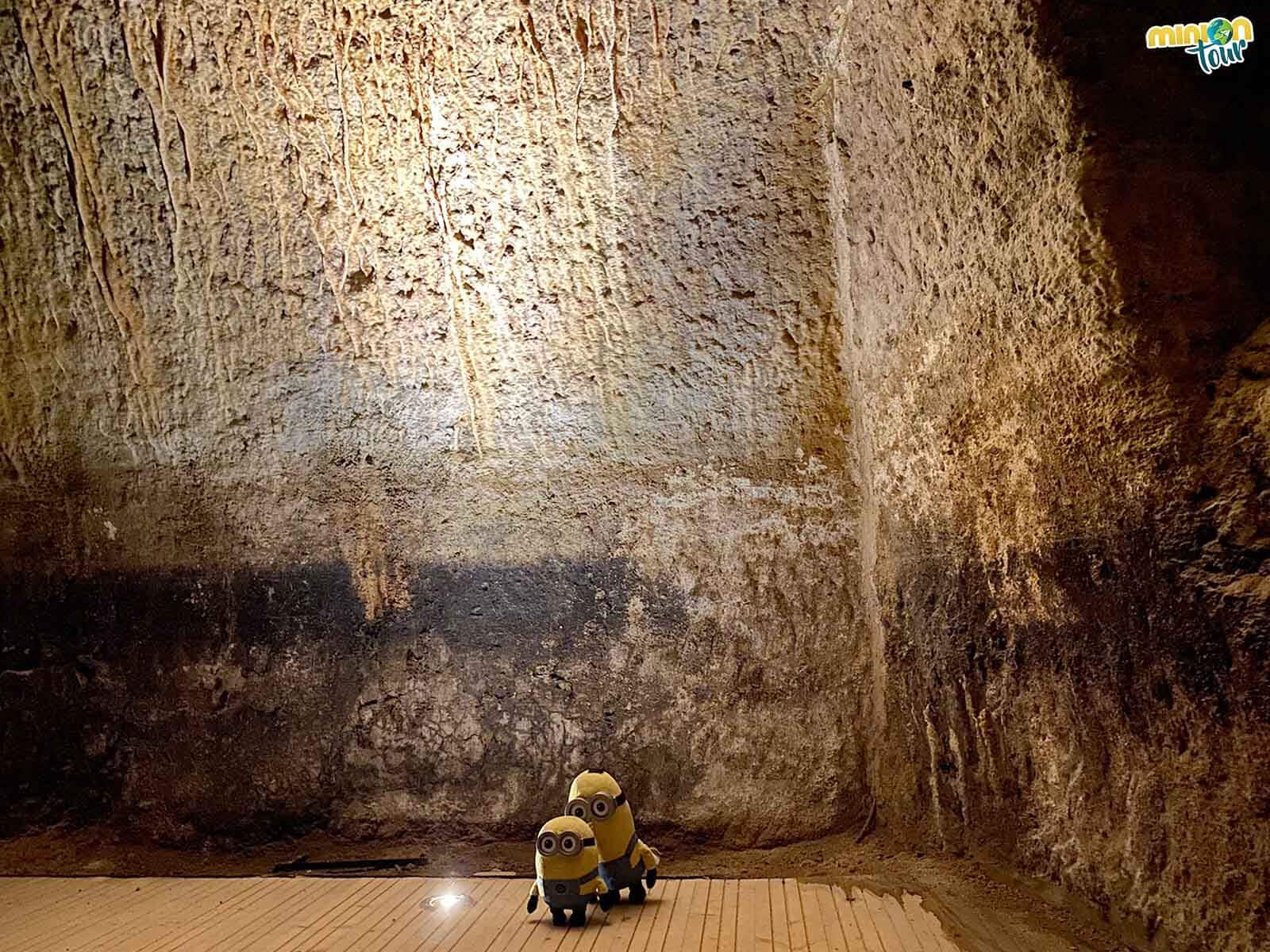 En las galerías del Convento de San Andrés de Salamanca hay estalactitas