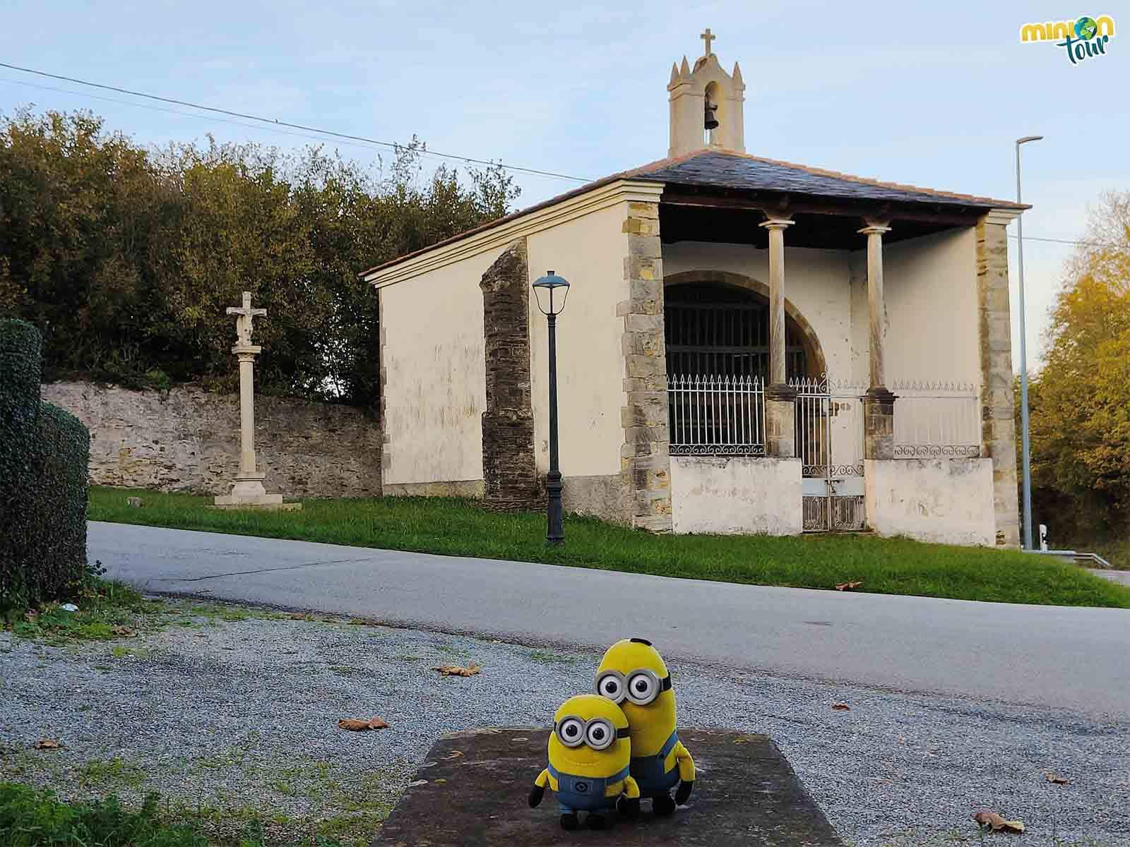 La Capilla de San Roque es otro de los rincones que ver en Castropol