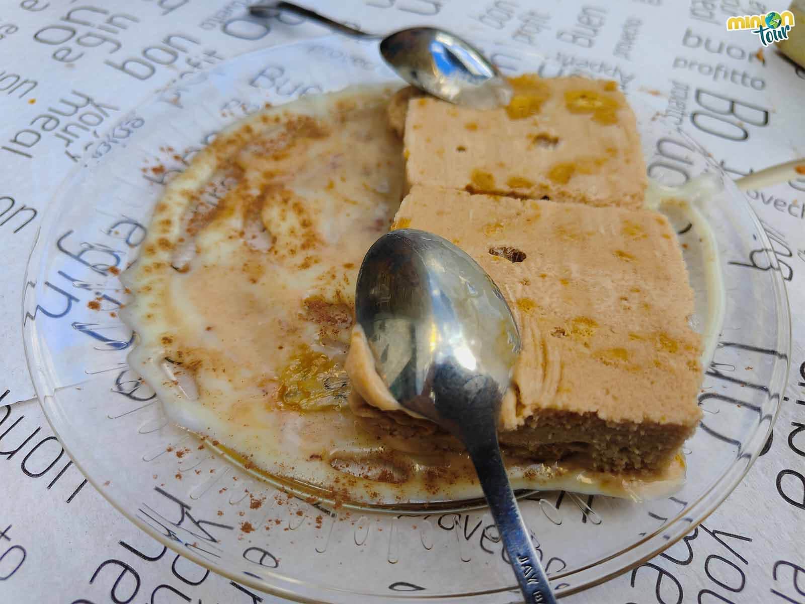 El helado de turrón del Café Bar Antón es lo más
