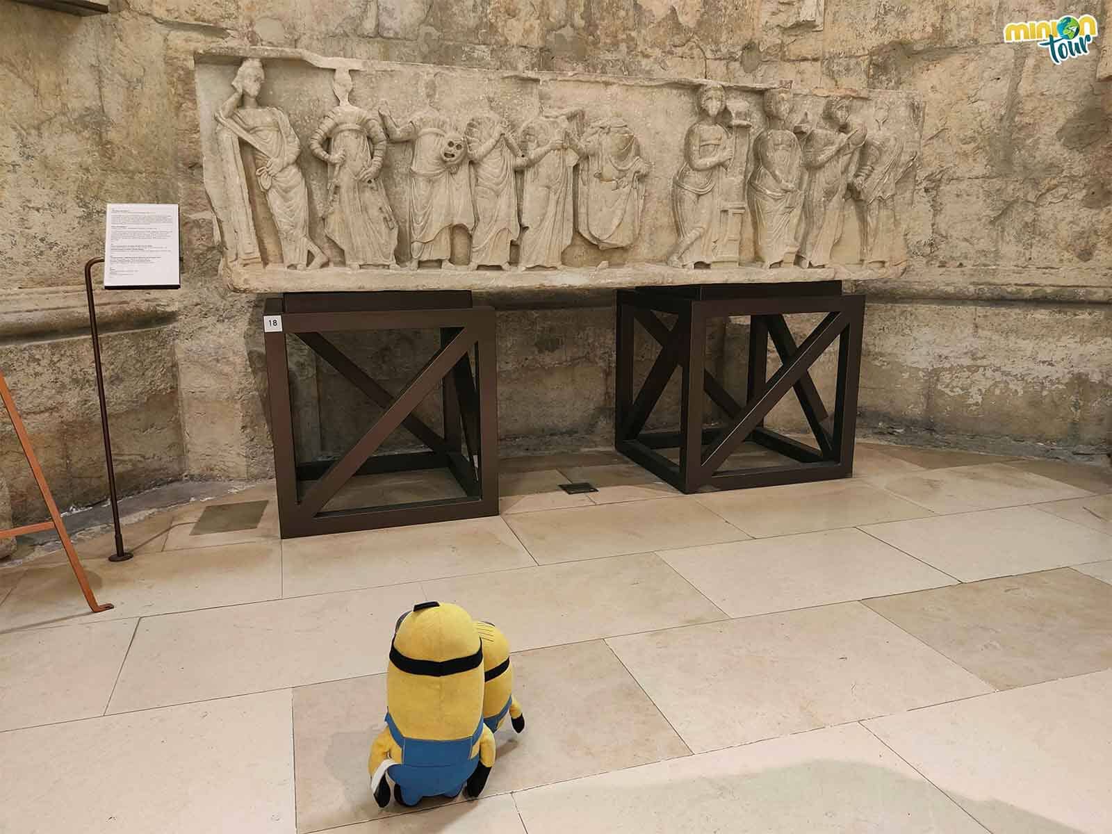 Este sarcófago es una de las piezas que tienes que ver en el Museo del Convento do Carmo de Lisboa