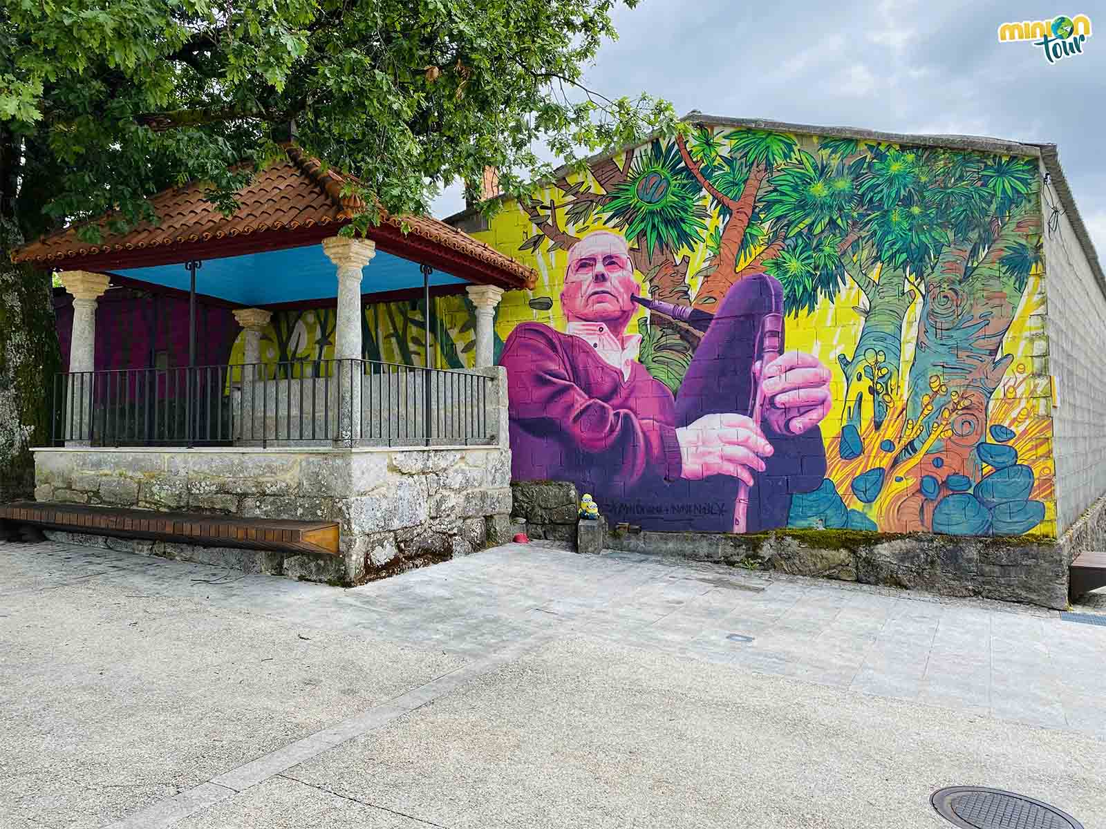 Puxedo y sus murales, qué ver en este museo al aire libre del Xurés