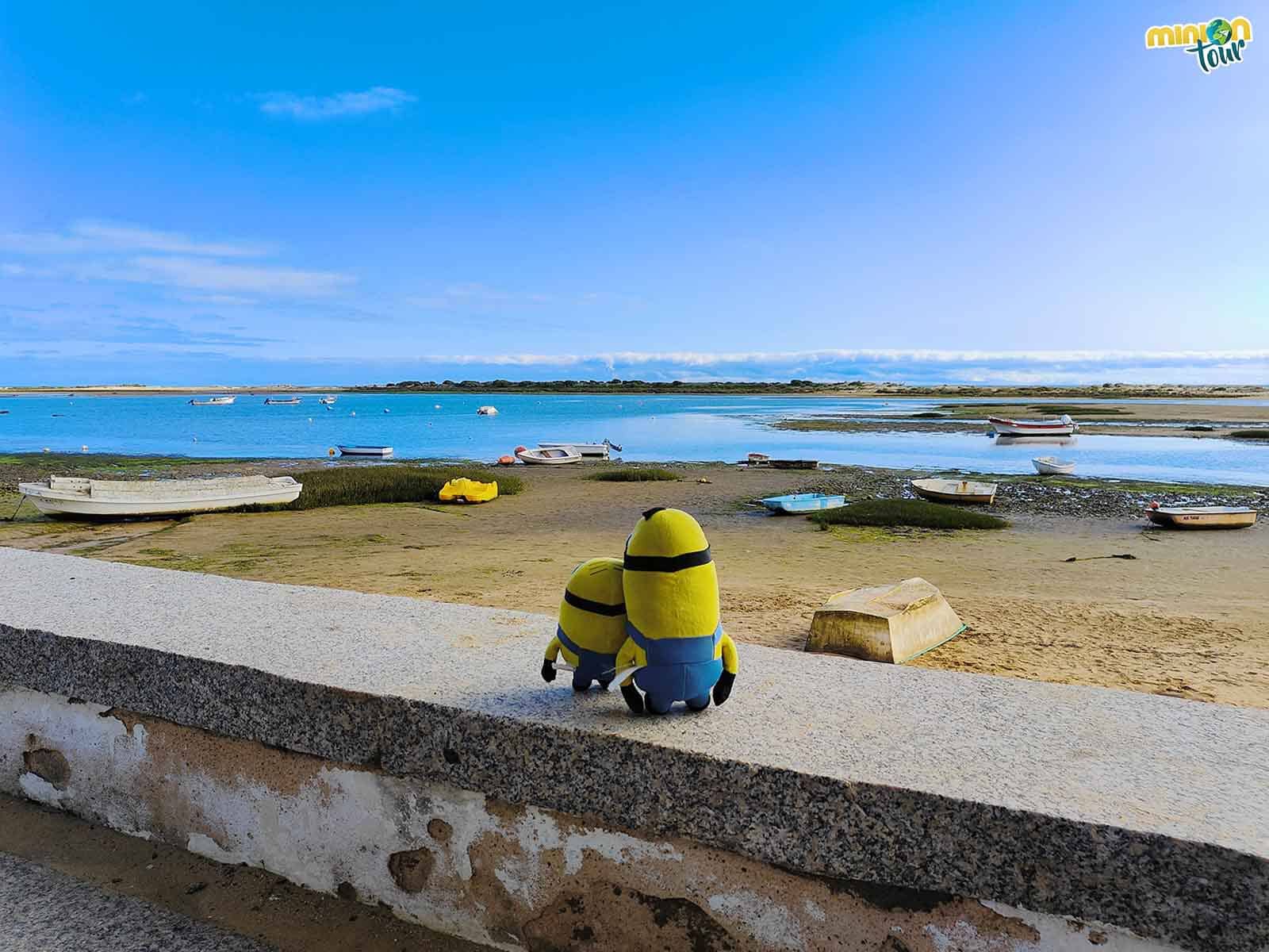 En este muelle se cogen los barcos para ir a la playa