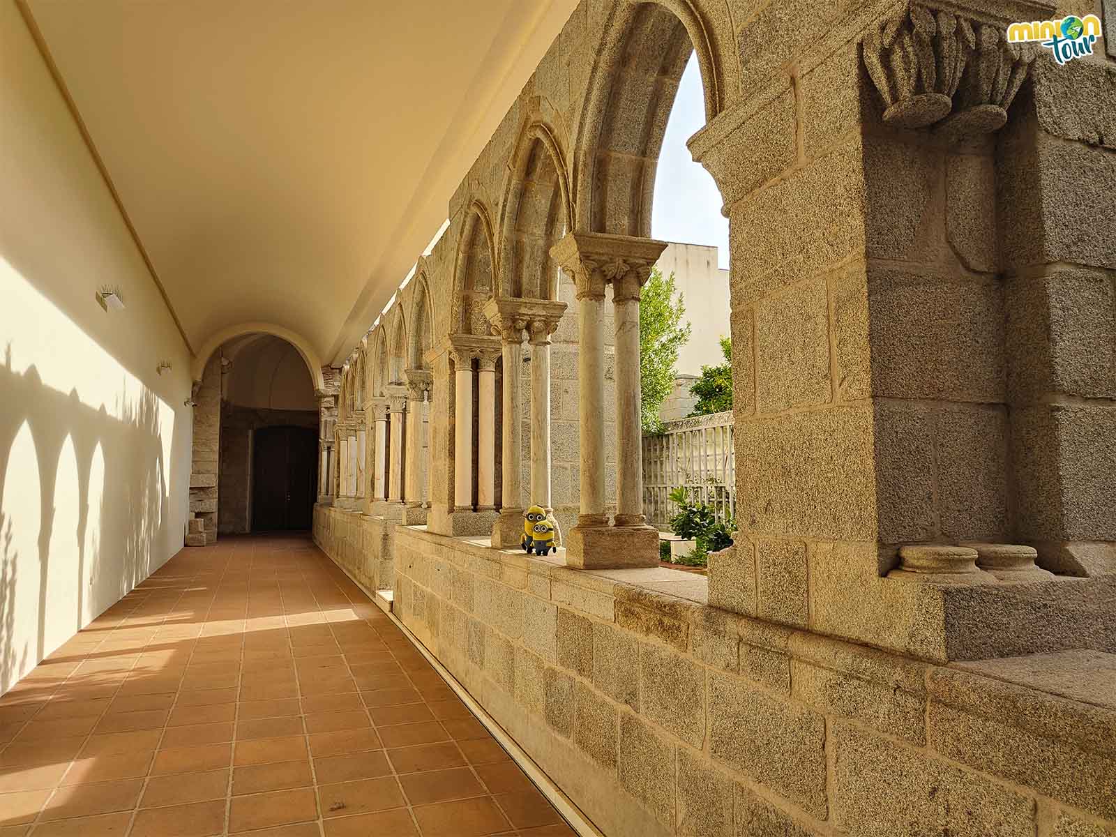 La Iglesia de San Francisco de Évora y su convento, mucho más que una capilla tenebrosa
