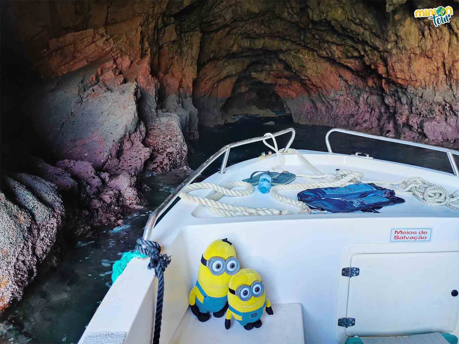 La visita a las cuevas es otra de las cosas que hacer en las Islas Berlengas