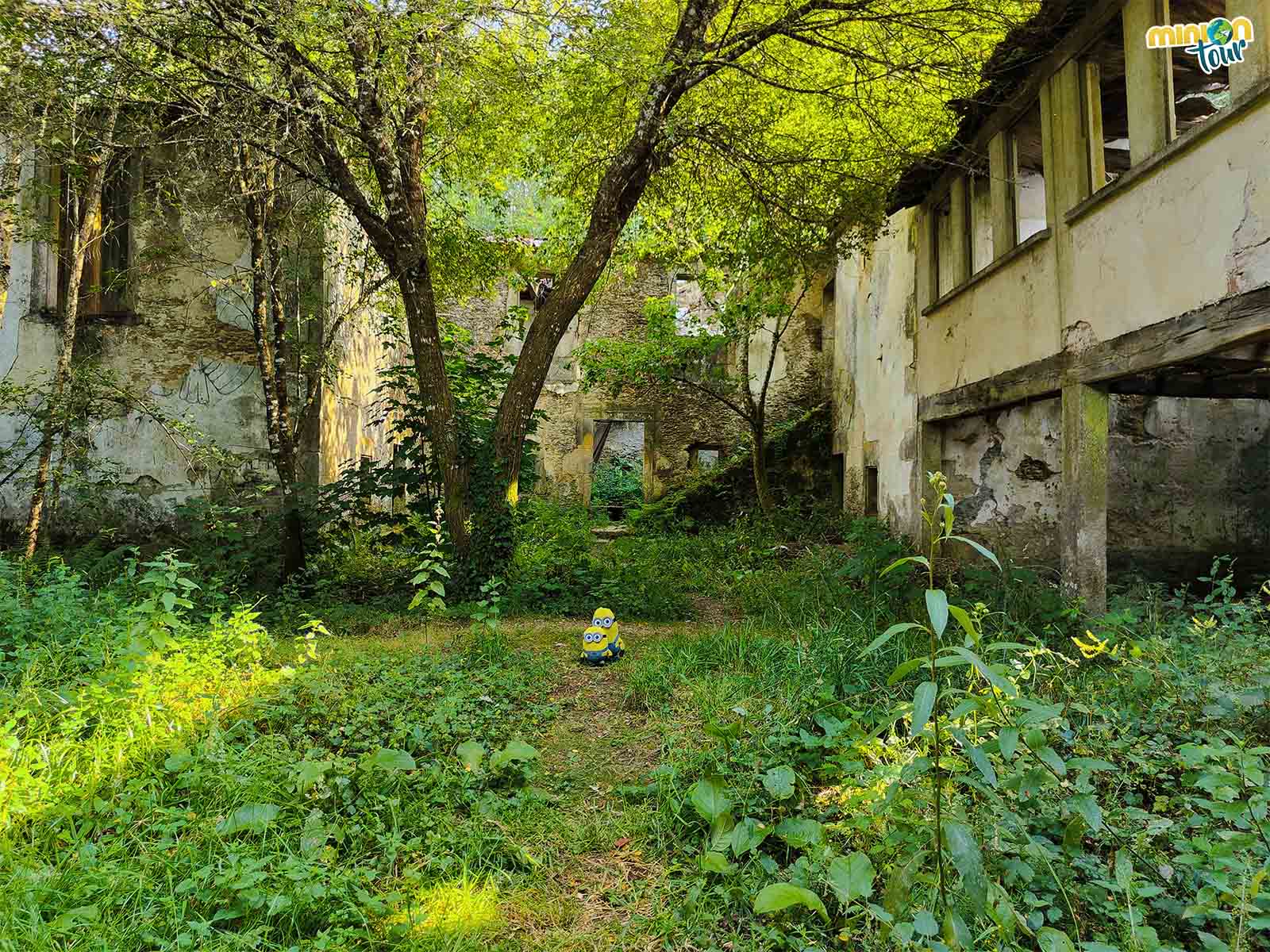 El Balneario de Frádegas, un rincón de Galicia que lucha por no caer en el olvido