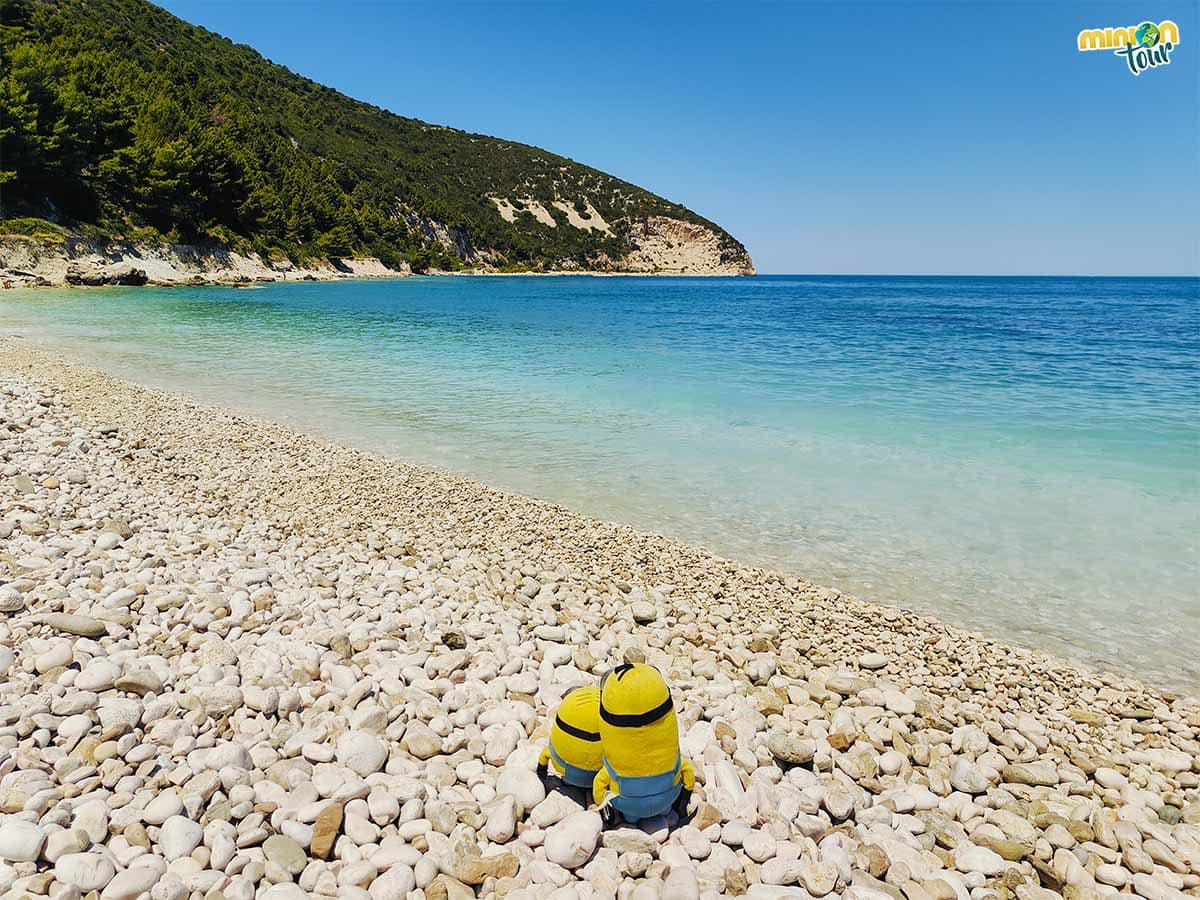 Nos vamos de visita a la isla de Sazan y la península de Karaburun