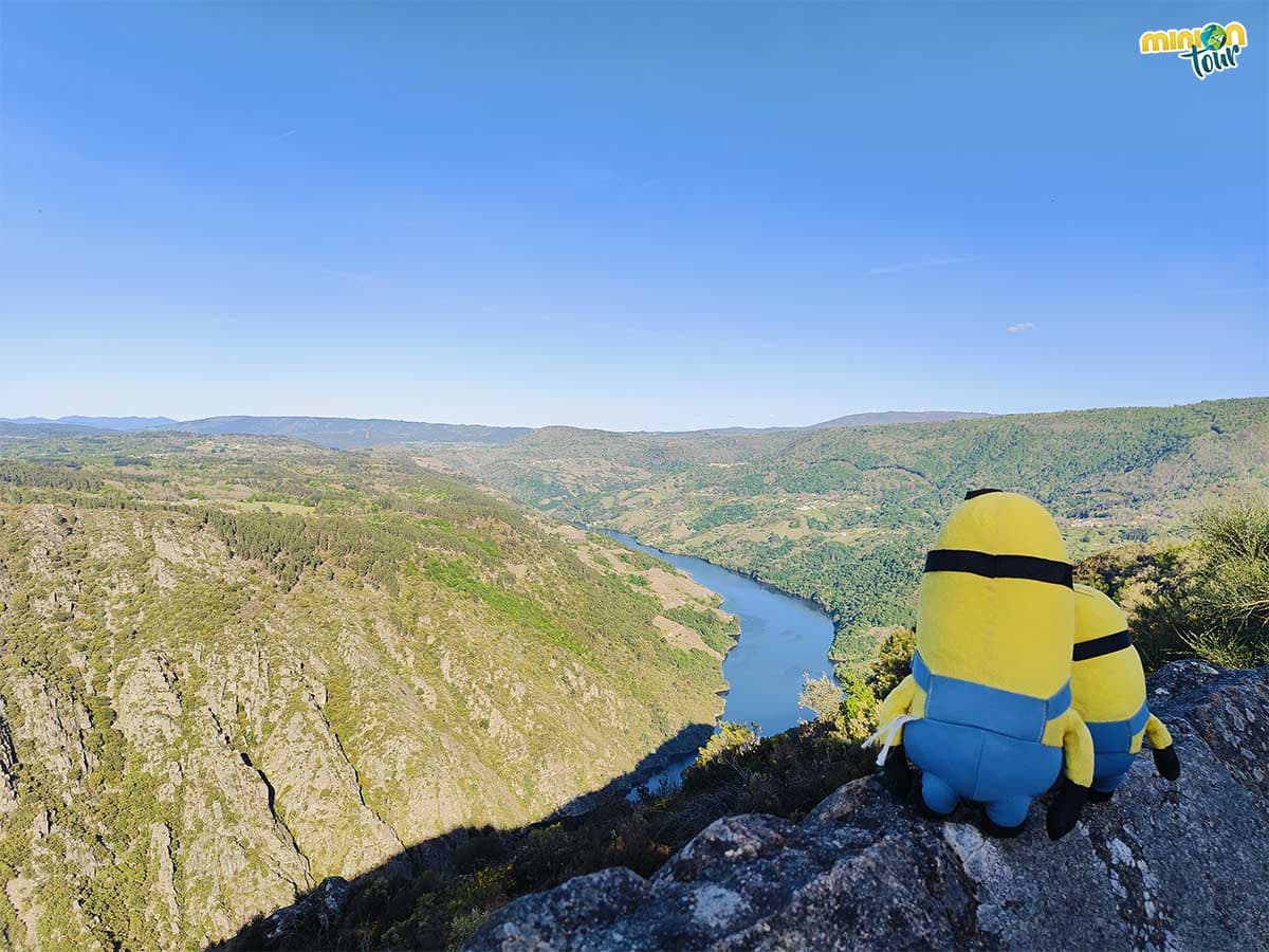 Nos hemos subido a una piedra para ver bien el Sil