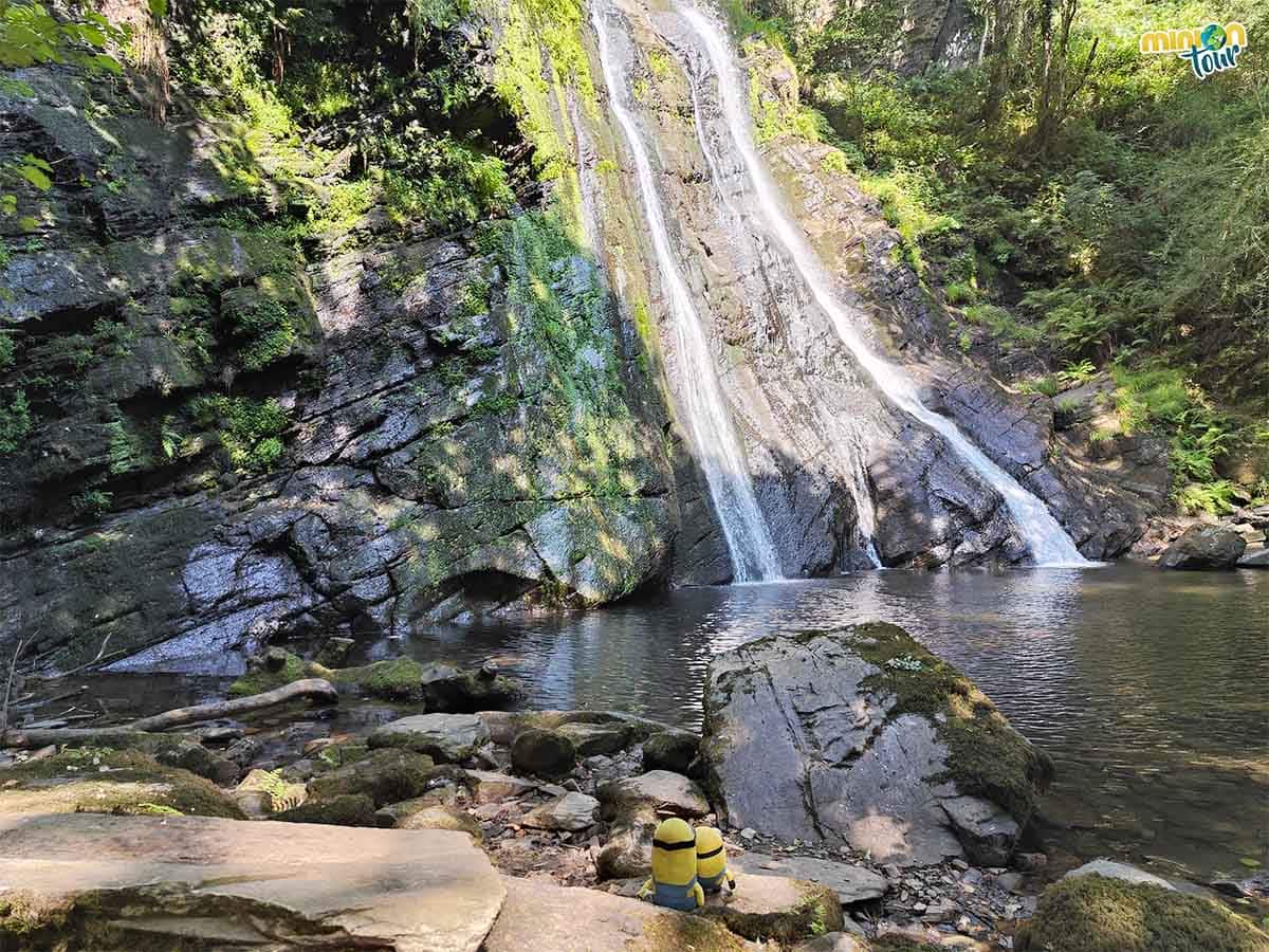Esta cascada nos tiene loquitos