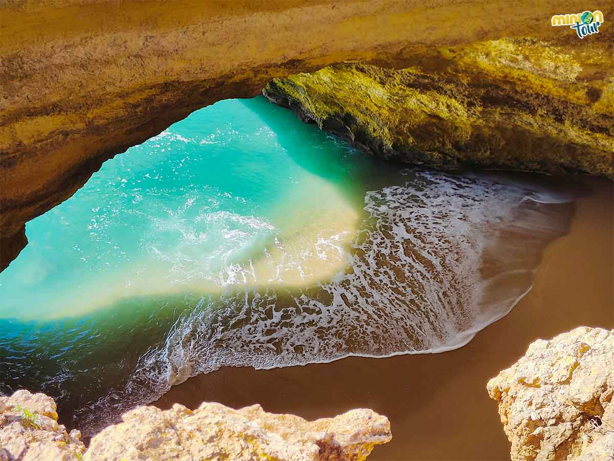 Esta cueva es un imprescindible que ver en el Algarve