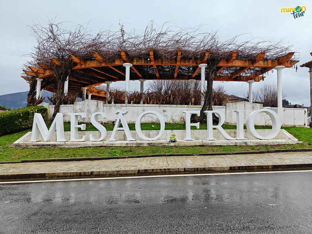 Hemos encontrado las letras de Mesão Frio