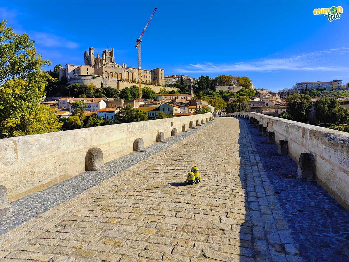 Estamos cruzando el Puente Viejo de Béziers