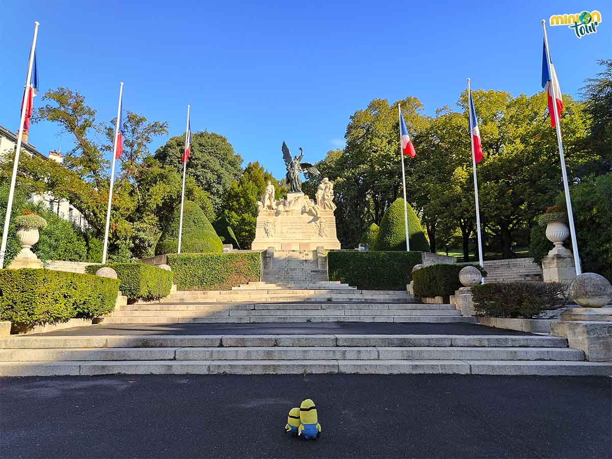 Este monumento habla de la muerte