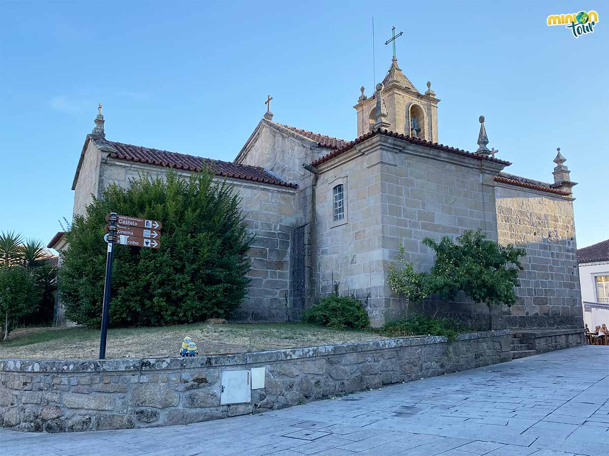 Esta iglesia es muy grande