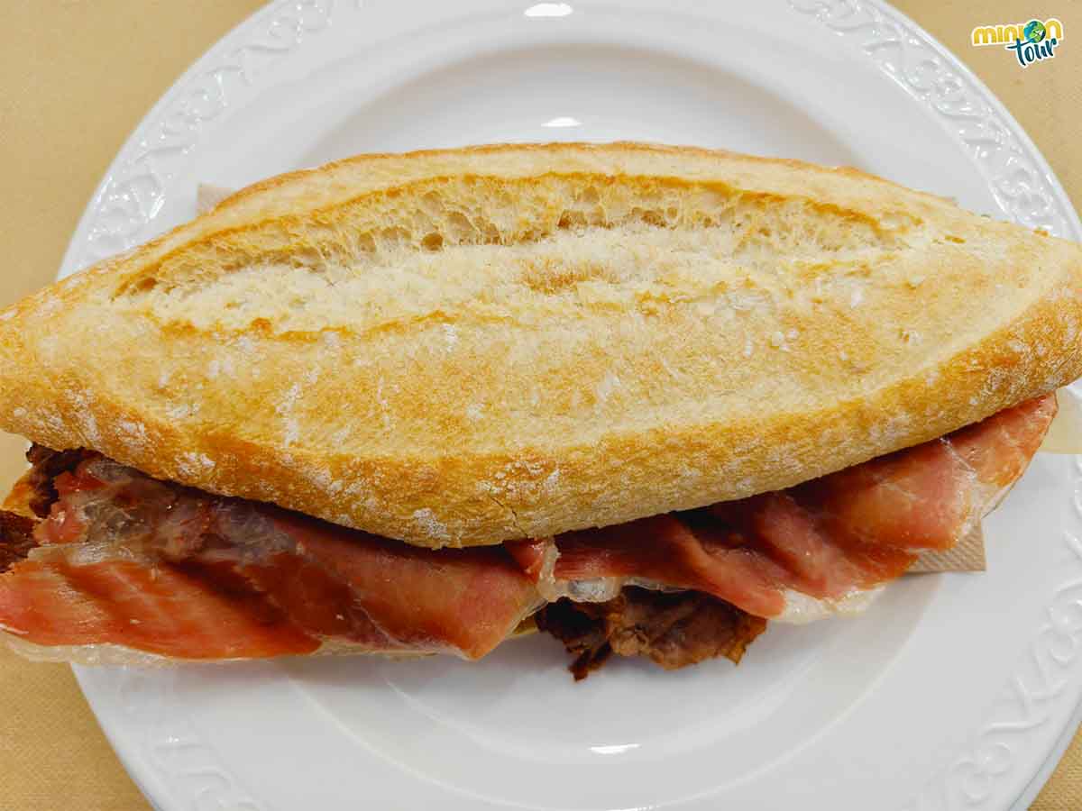 Almuerzo en el Hotel Kazar de Ontinyent
