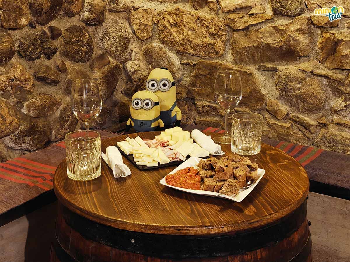 También comimos cositas ricas, que no solo hemos venido a beber