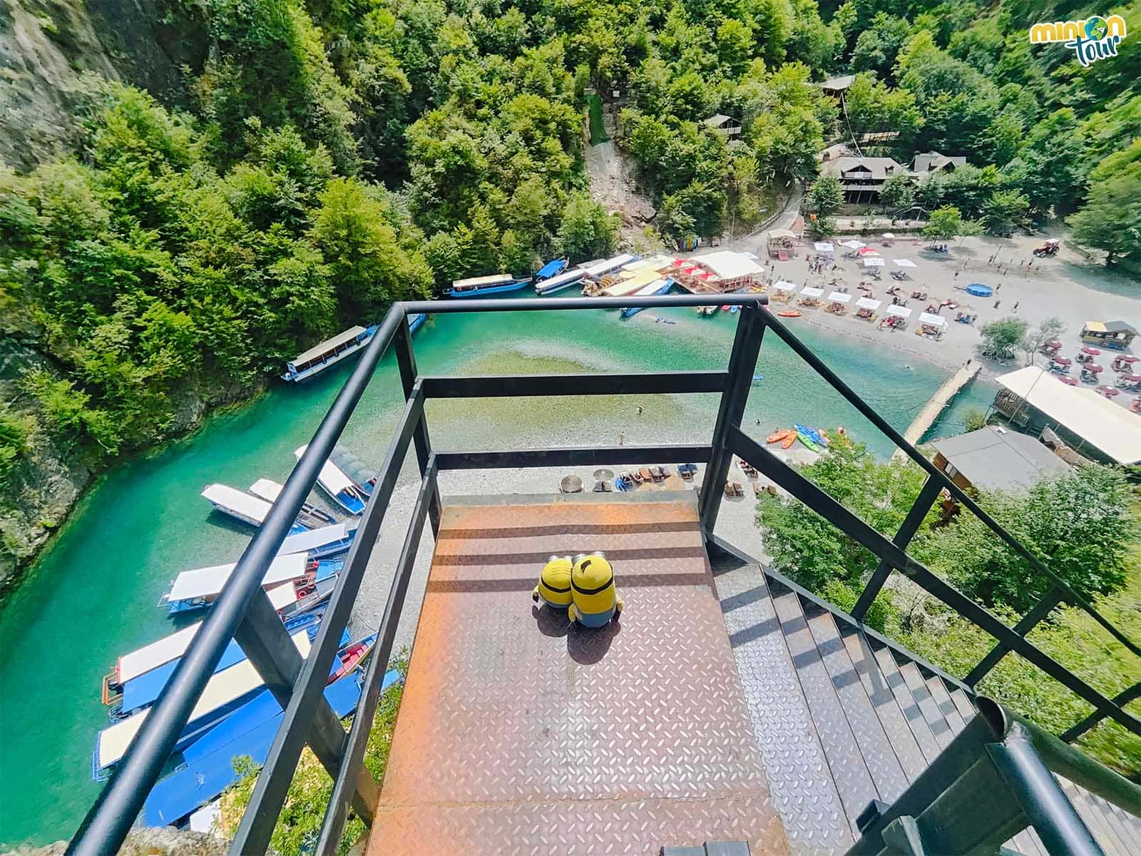 Excursión al lago Koman y el río Shala, un imprescindible de Albania