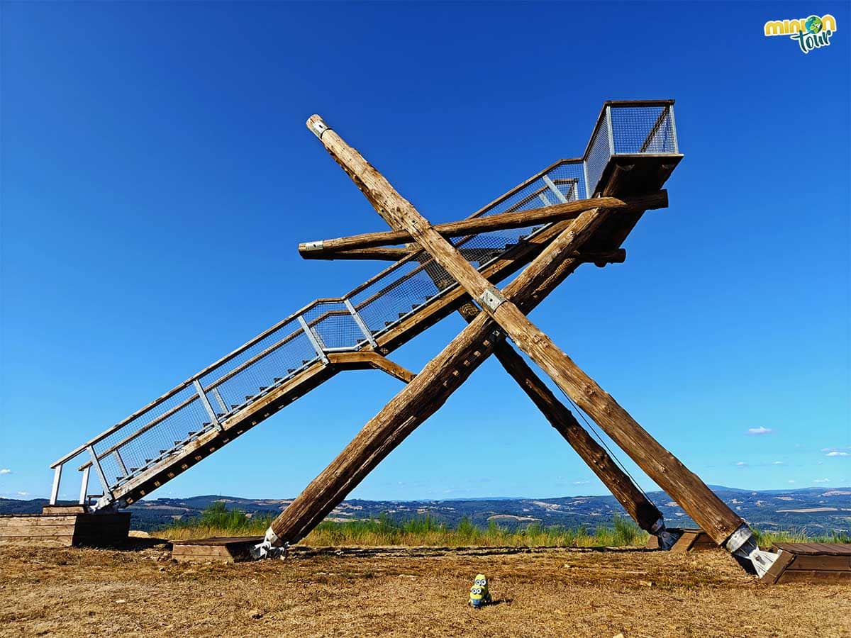 Este mirador parece una catapulta