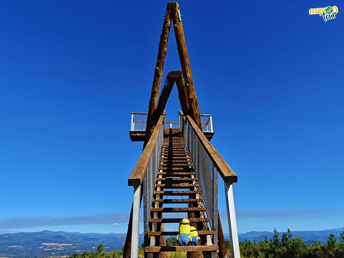 Estamos subiendo al Mirador de Alto do Coto