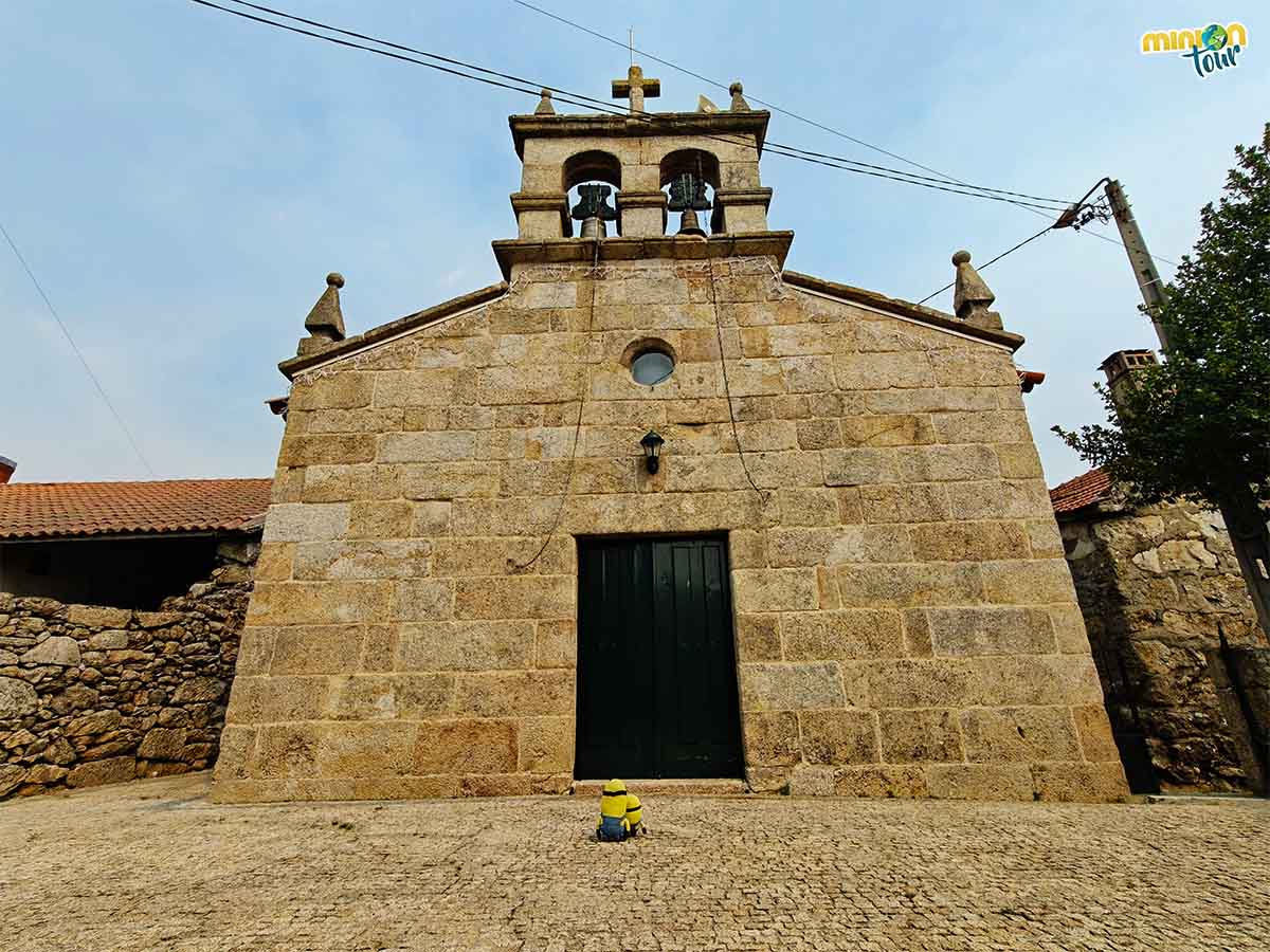 La iglesia es otra de las cosas que tienes que ver en Pitões das Júnias